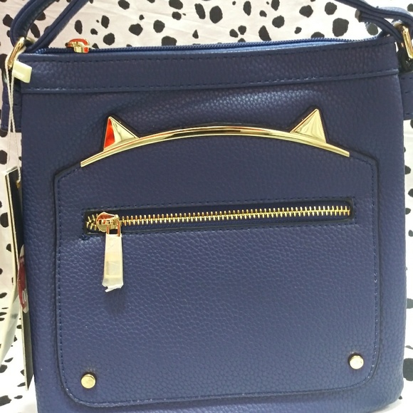 Messengers💜 - Picture 2 of 4